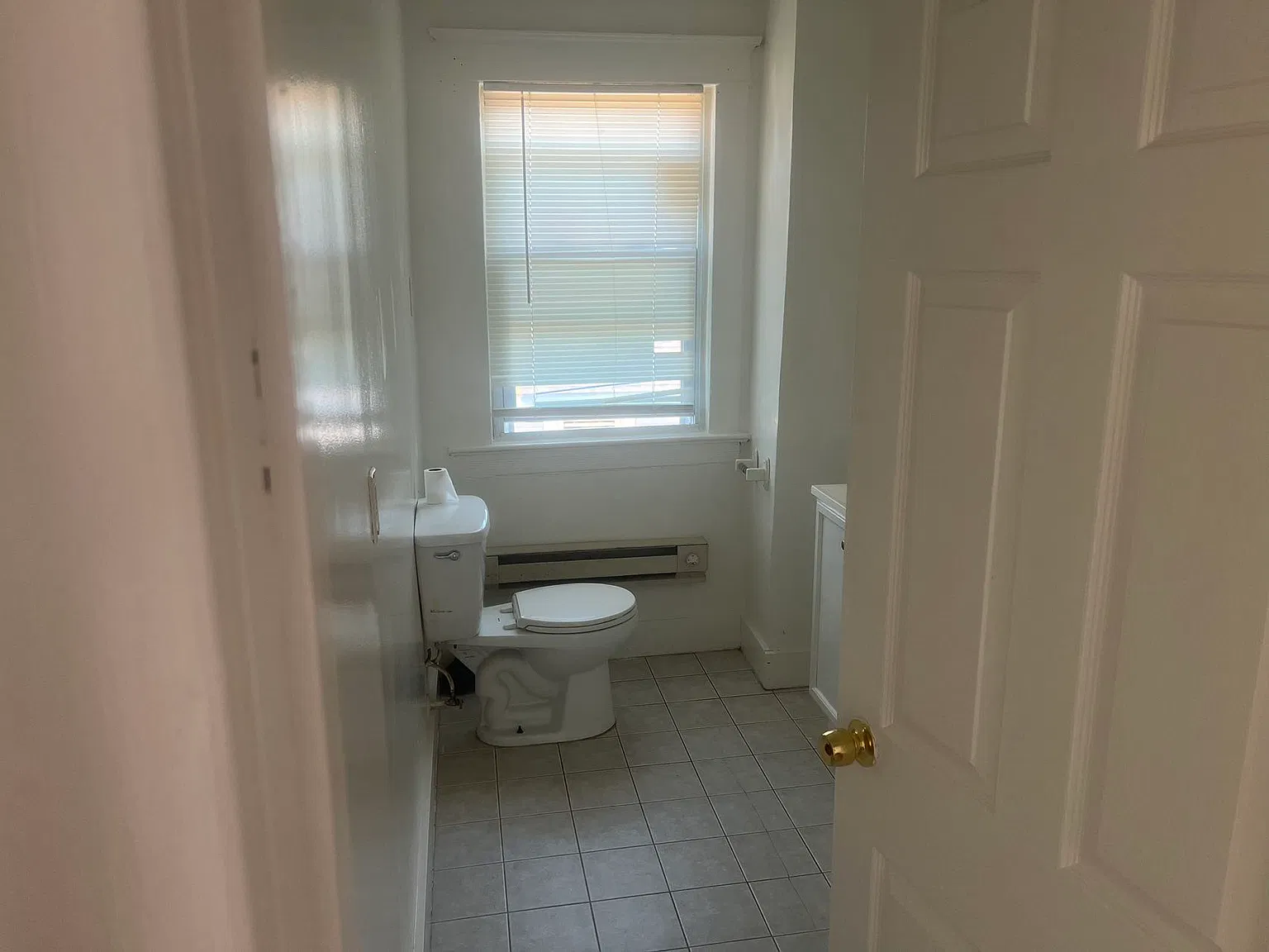 3 bed, 1.5 bath, 1200 sqft, $1,795 — Photo 4