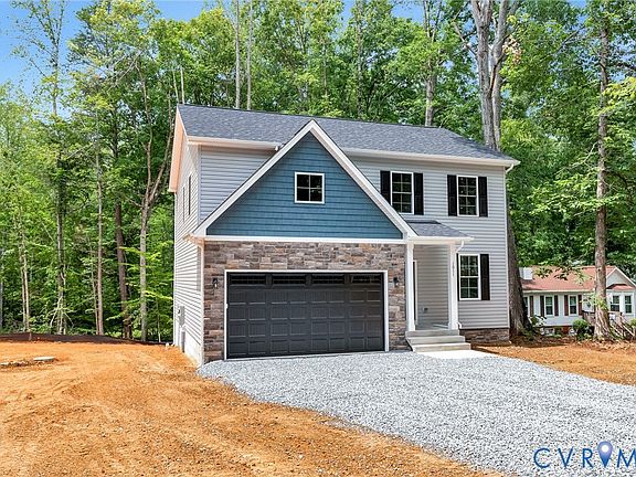 2nd image of 1011 Swan Ln