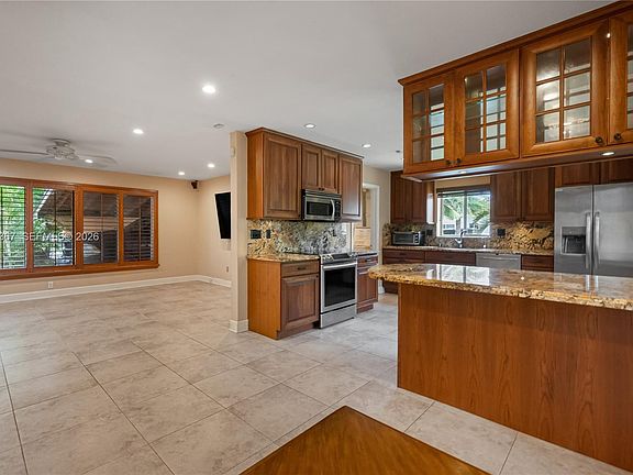 5th image of 9875 SW 83rd St