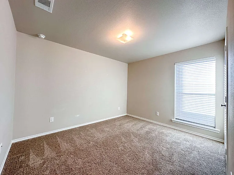 10423 Waverly Ave — Photo 19