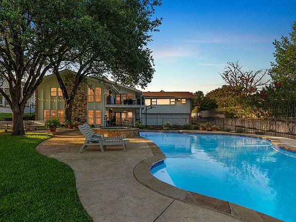 2nd image of 6729 Brants Ln