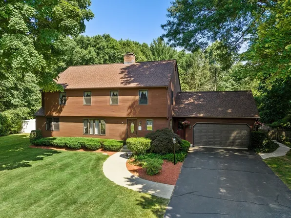 6 Edward Ave, Southampton, MA 01073