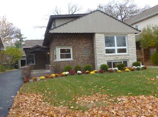 430 Kent Rd, Riverside, IL 60546