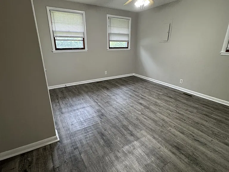 541 Ben Allen Rd — Photo 10