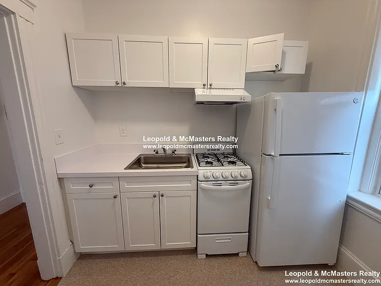 Kelton Street Apartments — Photo 66