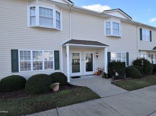 2380 J6 Vineyard Dr, Winterville, NC 28590
