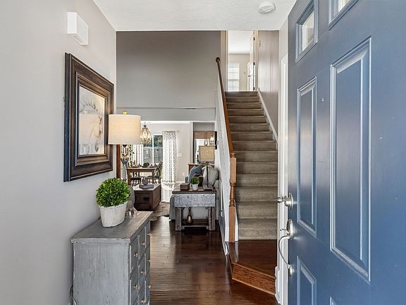 5th image of 410 Creekside Ln