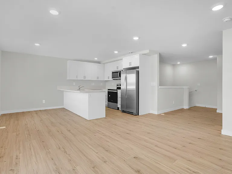 2670 Rosewood Dr — Photo 15