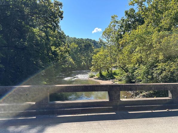27431 Denton Valley Rd, Abingdon, VA 24211