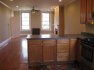 811 Hollins St FLOOR 3, Baltimore, MD 21201