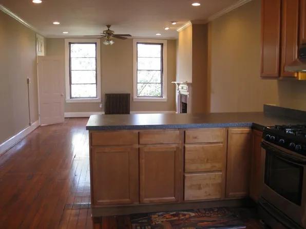 811 Hollins St Floor 3, Baltimore, MD 21201