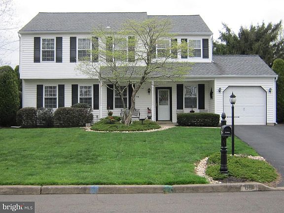 3rd image of 65 Joshua Dr