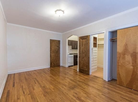 3rd image of 4427 N Seeley Ave APT 206