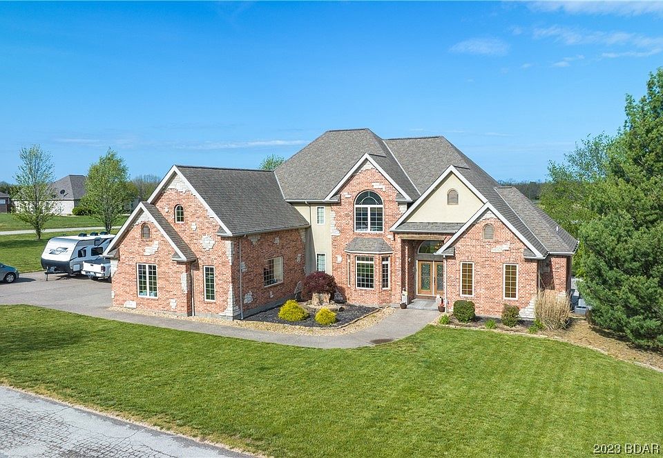 1st image of 25 Antique Rose Ln