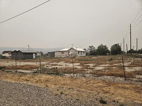 5th image of 2225 H Rd