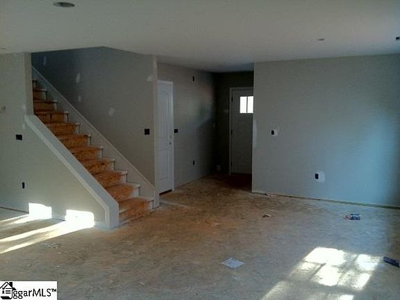 3rd image of 31 Maravista Ave #541