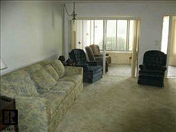 3rd image of 1603 Whitebridge Dr APT B