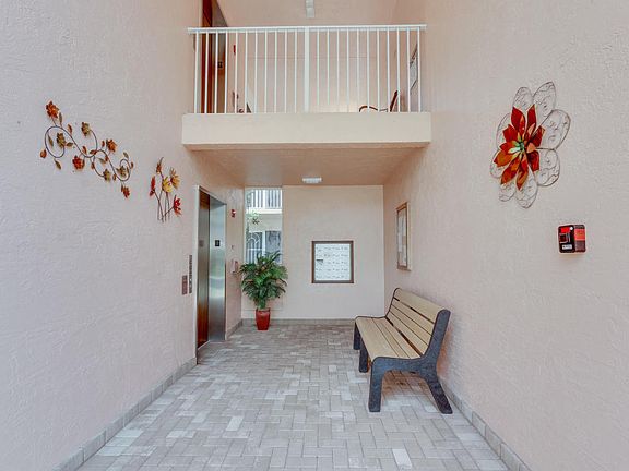 3rd image of 5876 Regal Glen Dr APT 205