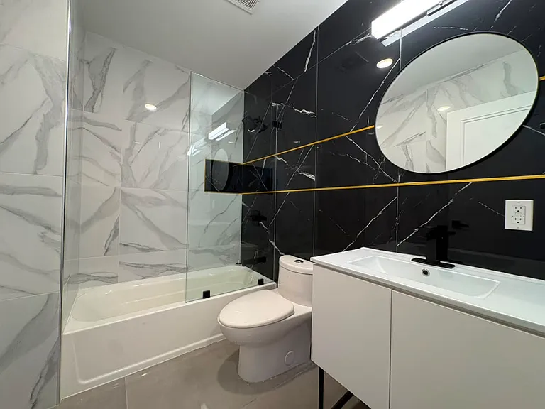 195 Bay St #2 — Photo 5