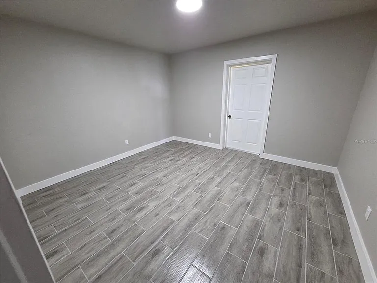 38300 Henry Dr — Photo 11