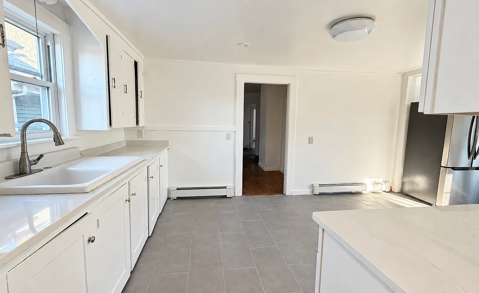 3 bed, $2,650 — Photo 1
