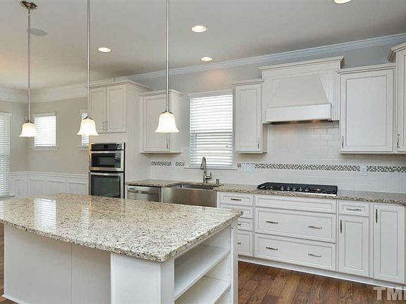 3rd image of 112 Burlington Mill Ct