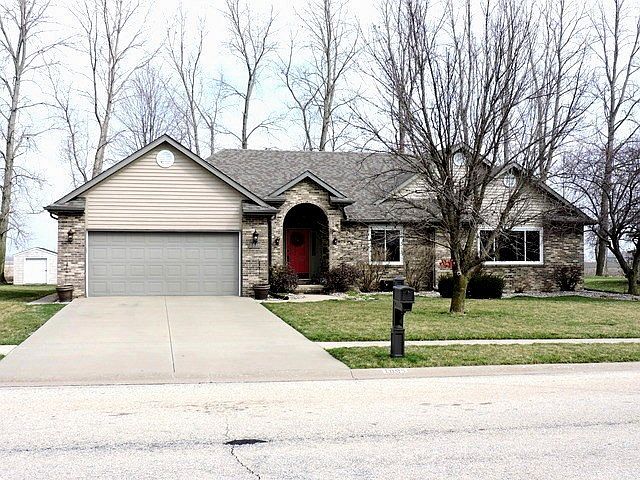 1st image of 1095 W Longfellow Dr