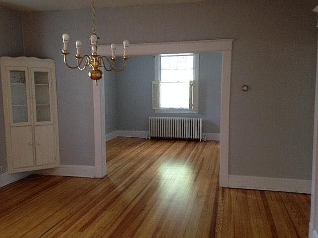 from diningroom to living room