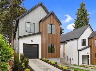 831 NE 96th St, Seattle, WA 98115