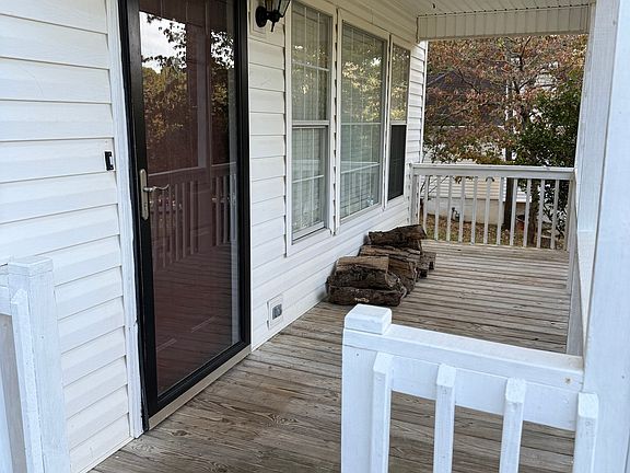 4th image of 39 N Ridge Dr NW