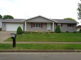499 Oak Ave SW, Strasburg, OH
