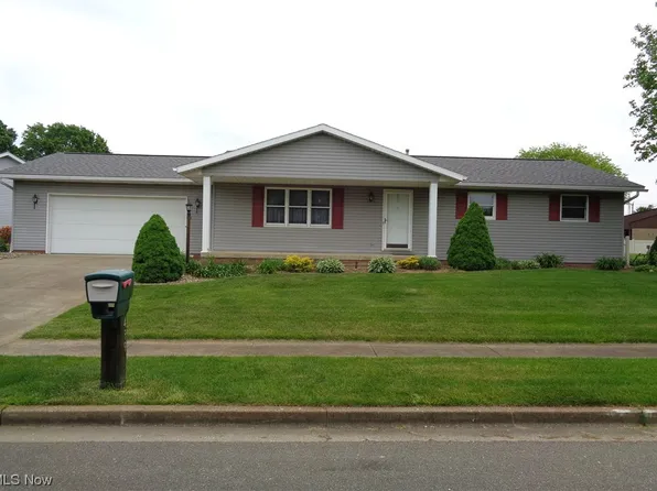 499 Oak Ave SW, Strasburg, OH 44680