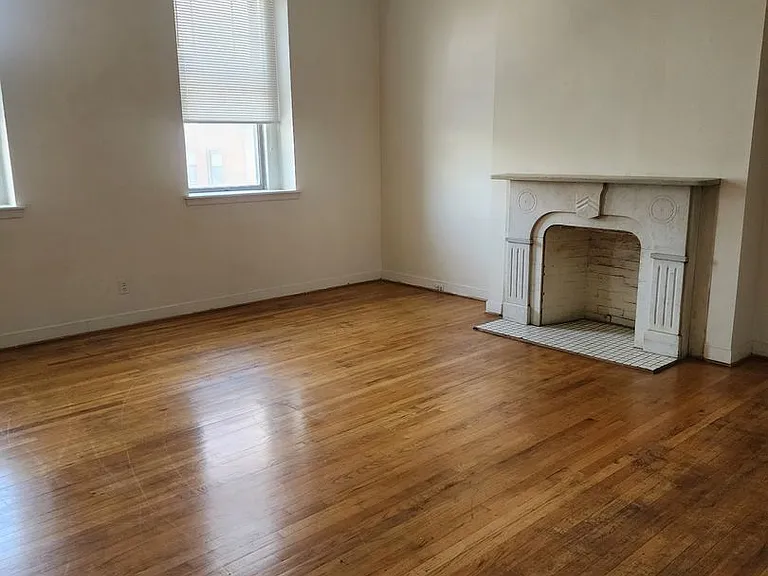 9 W. Preston St — Photo 5