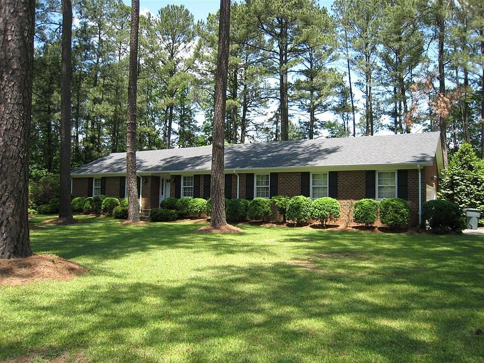 1st image of 127 Greenwood Dr