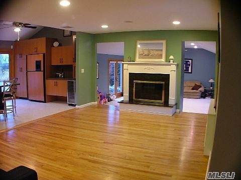 2nd image of 63 Meadow Ln