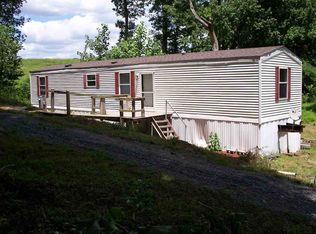 702 Caledonia Rd, Cadiz, KY 42211