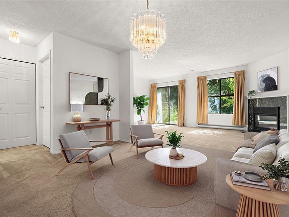 3rd image of 1404 McKenzie Ave #6