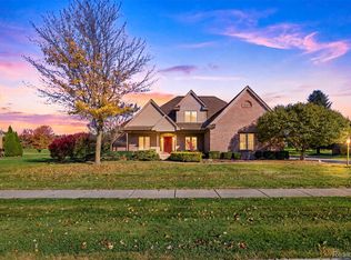 490 Gleneagles, Highland, MI 48357