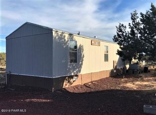 1271 N Murdo Way, Ash Fork, AZ 86320