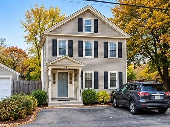 74 Allen Ave, North Providence, RI 02911