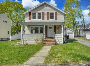 14 Holland Ter, Needham, MA 02492