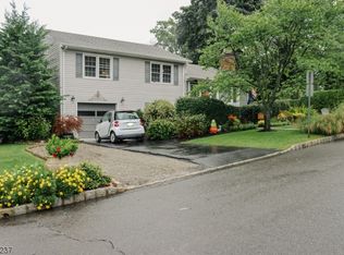 50 Highview Rd, Caldwell, NJ 07006