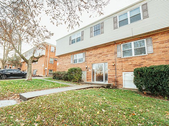 2nd image of 5873 Shadymist Ln #11240143