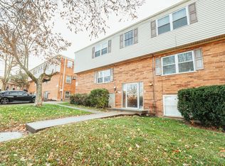 5873 Shadymist Ln #1, Cincinnati, OH 45239
