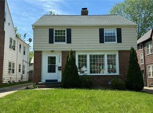 3666 Daleford Rd, Shaker Heights, OH 44120