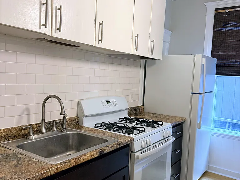 503 State St #2 — Photo 2