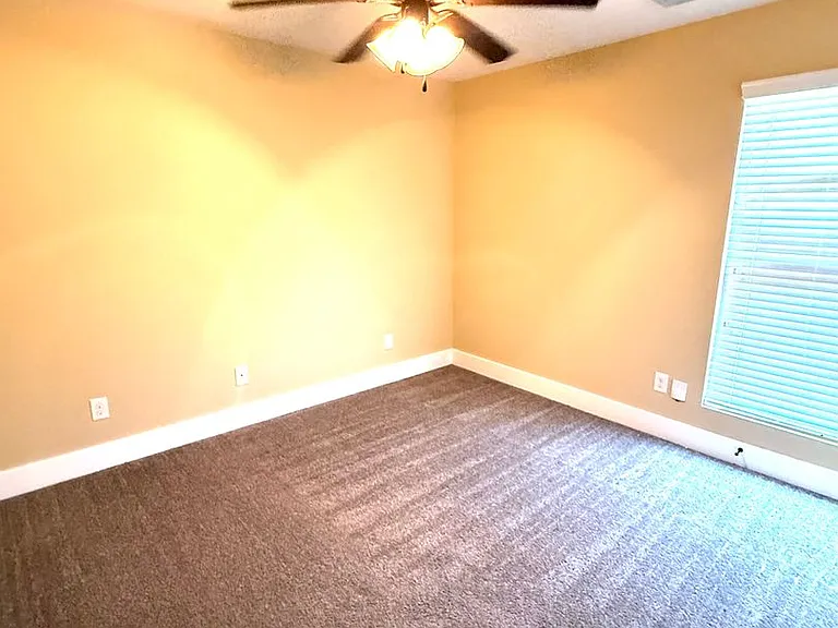 6605 Rock Ledge Rd — Photo 5
