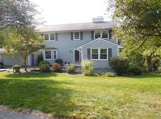 9 Wynnridge Rd, Fayetteville, NY 13066
