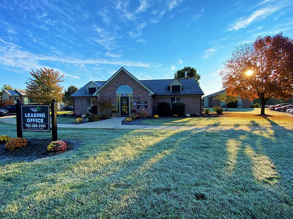 1st image of 125 E Rosebay Ln #G