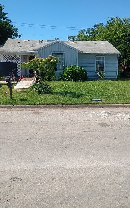 1st image of 1713 SE 18th St